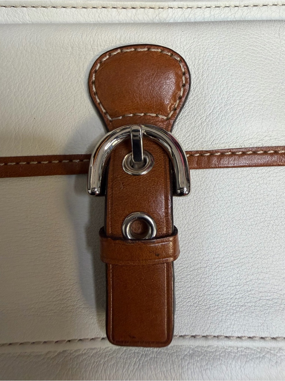 Vintage Coach Large Hampton Leather Wristlet (A463) - Picture 9 of 11